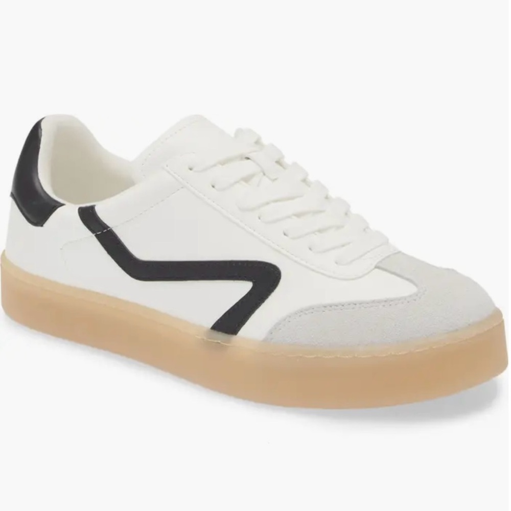 STEVE MADDEN Genius Womens size 10. Brand new - never worn ( just in store)